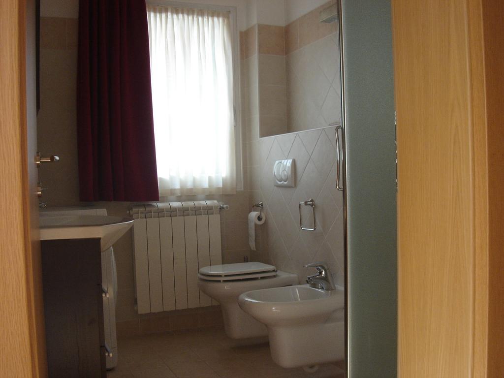 Residenza Eleonora Apartment เตมู ห้อง รูปภาพ