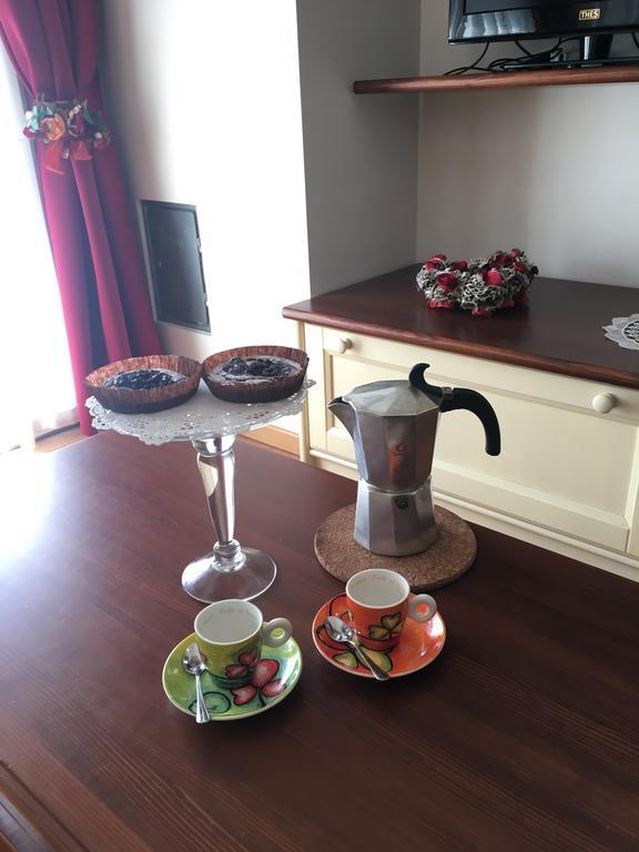 Residenza Eleonora Apartment เตมู ภายนอก รูปภาพ